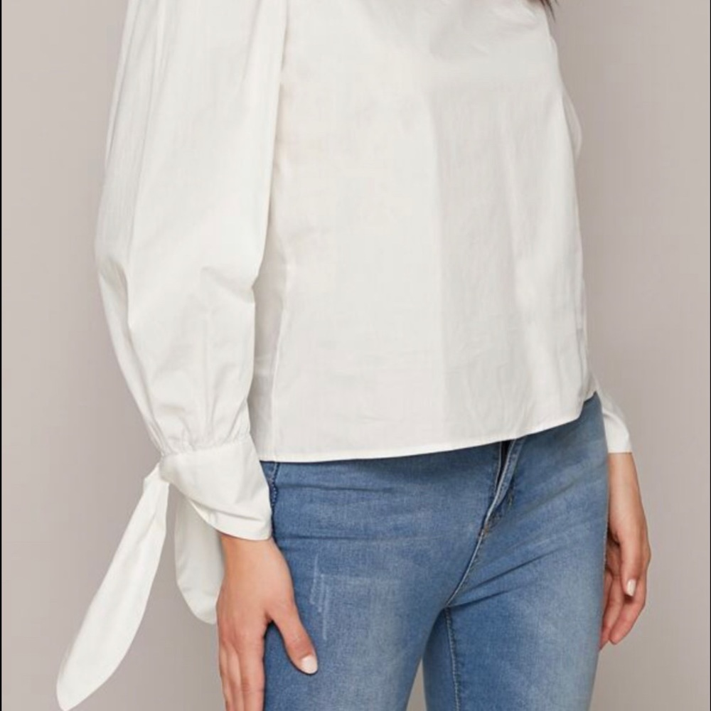 Knot Cuff Mock Neck Lantern Sleeve
